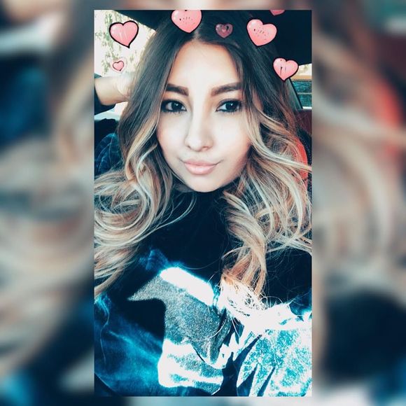 Meet your Posher, Talia - Picture 1 of 1